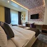 Etna Hotell