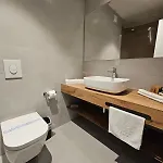 Hotell Etna 4*