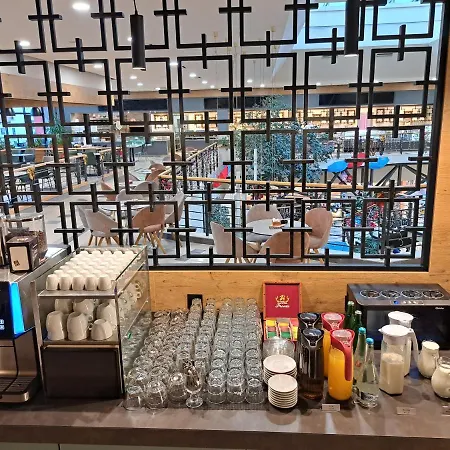 Hotel Etna 4*