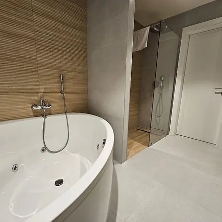 Etna Hotel 4*